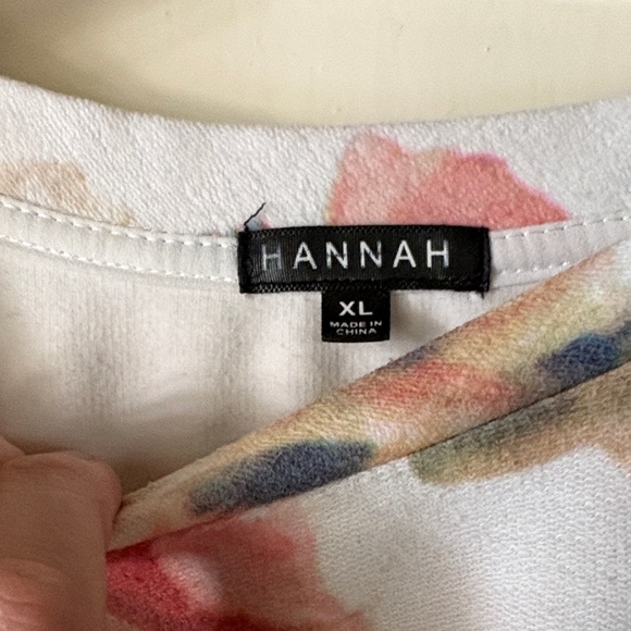 Cute Peplum Top - Picture 2 of 4